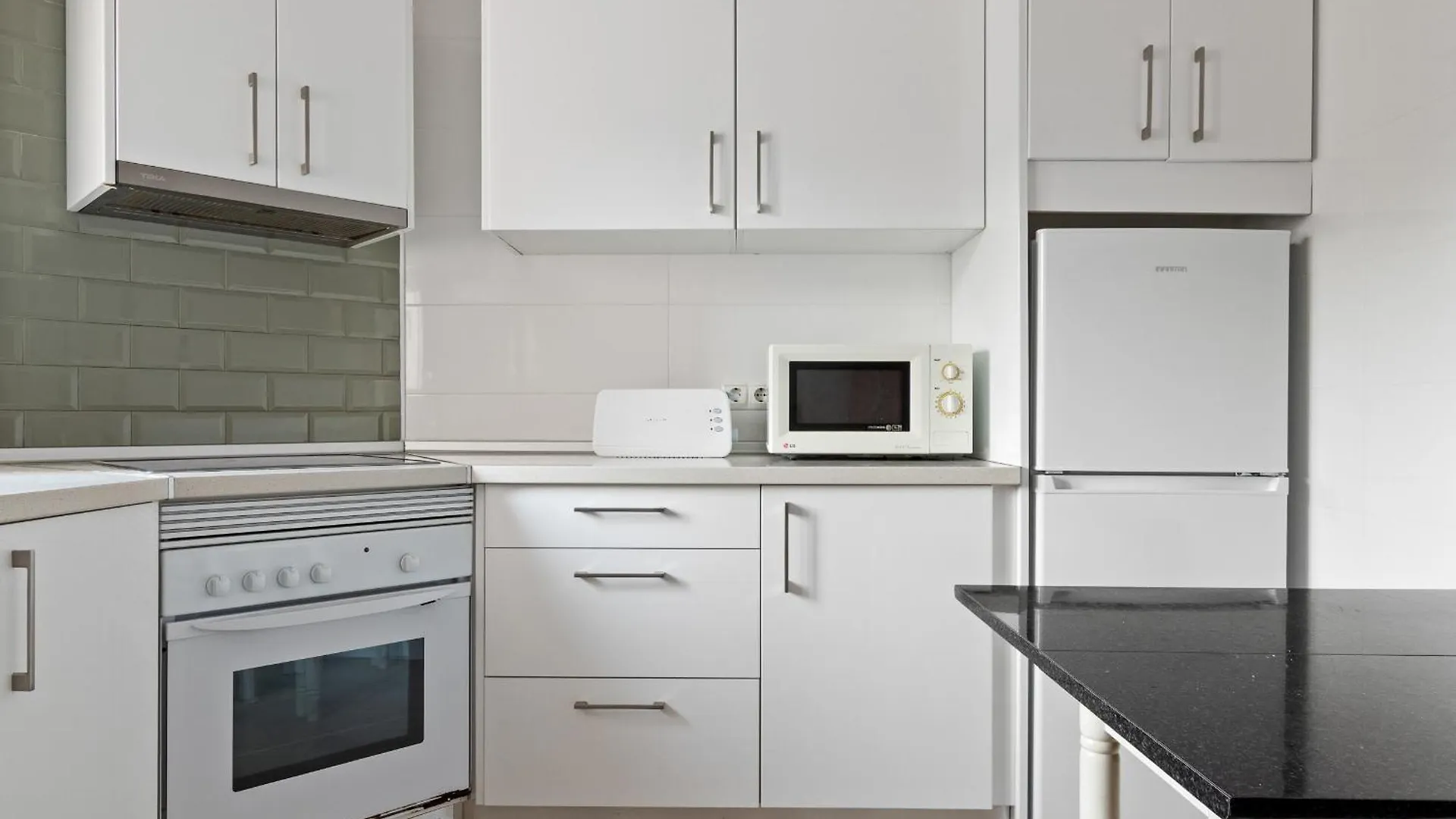 Erisa 31 By Ivi Real Estate Apartment Torremolinos 0*,  Spain